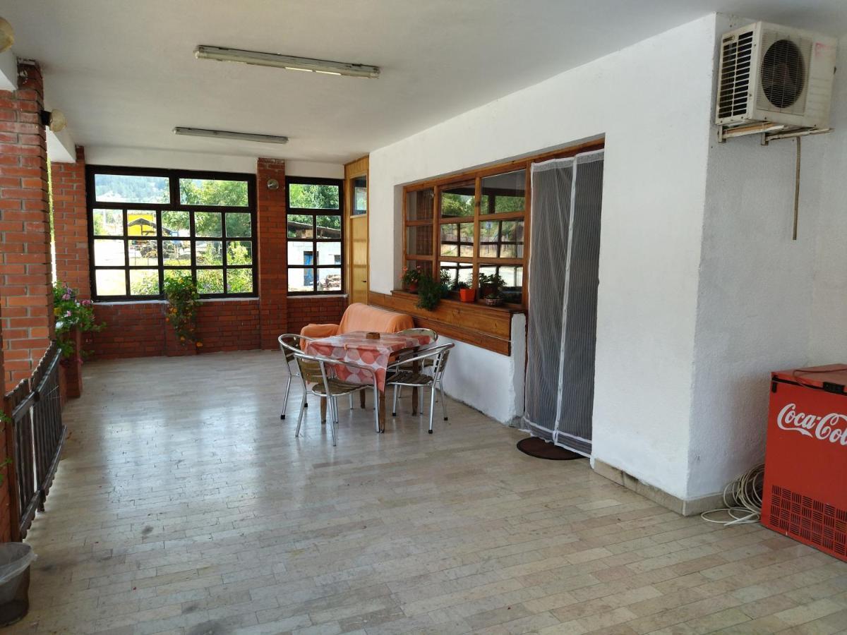 Apartman Dunja I Milos Mokra Gora Buitenkant foto